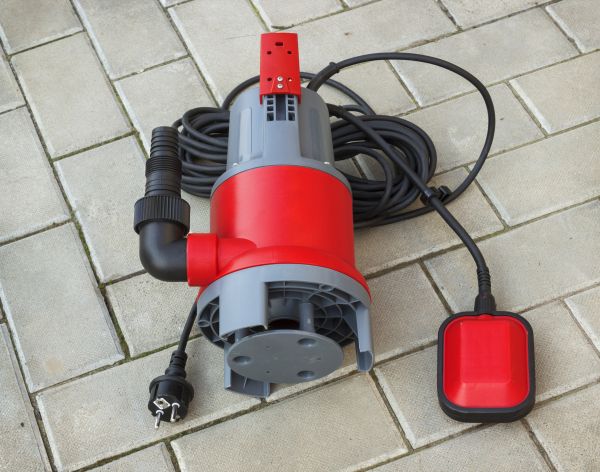 Submersible Pump Installation in Meridian